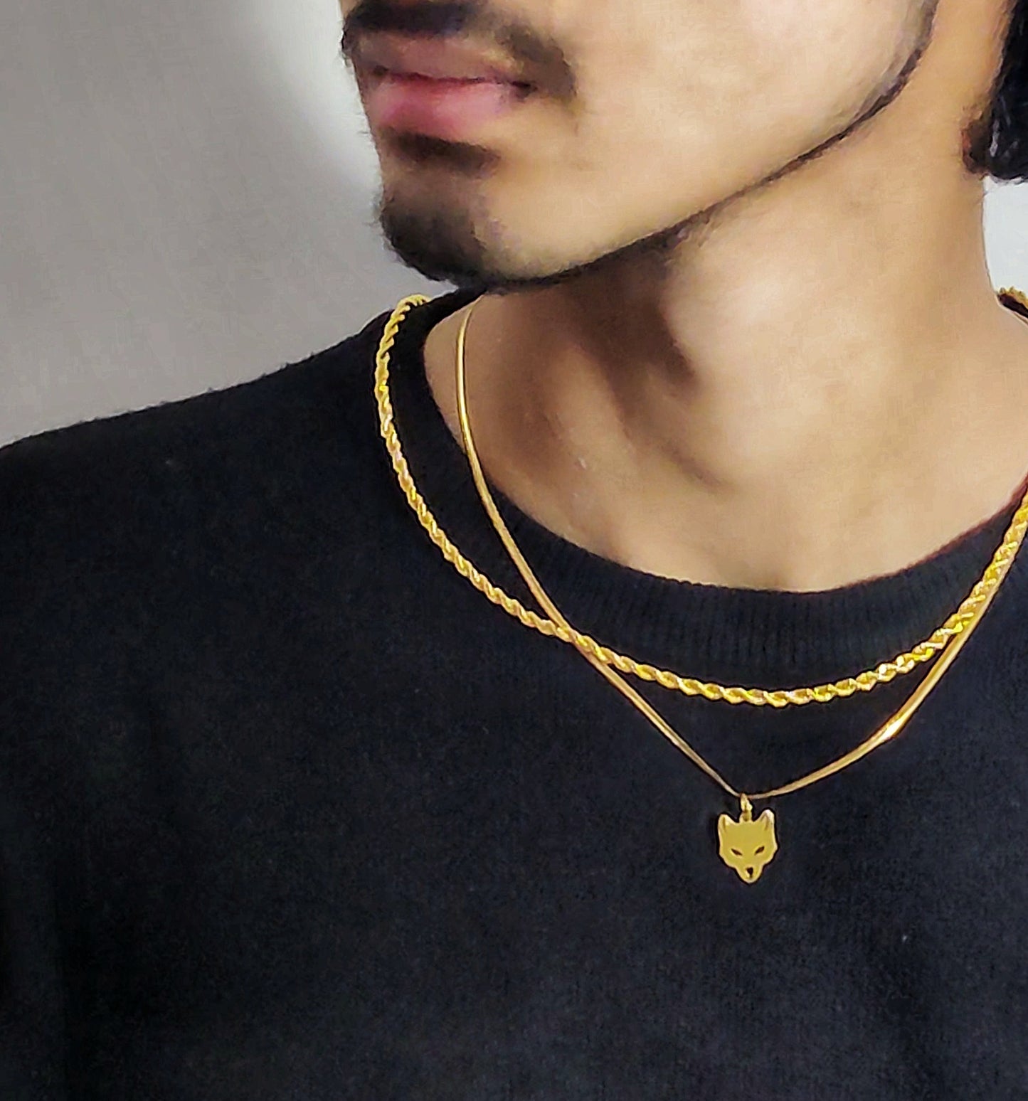 Wolf Pendant [Golden]