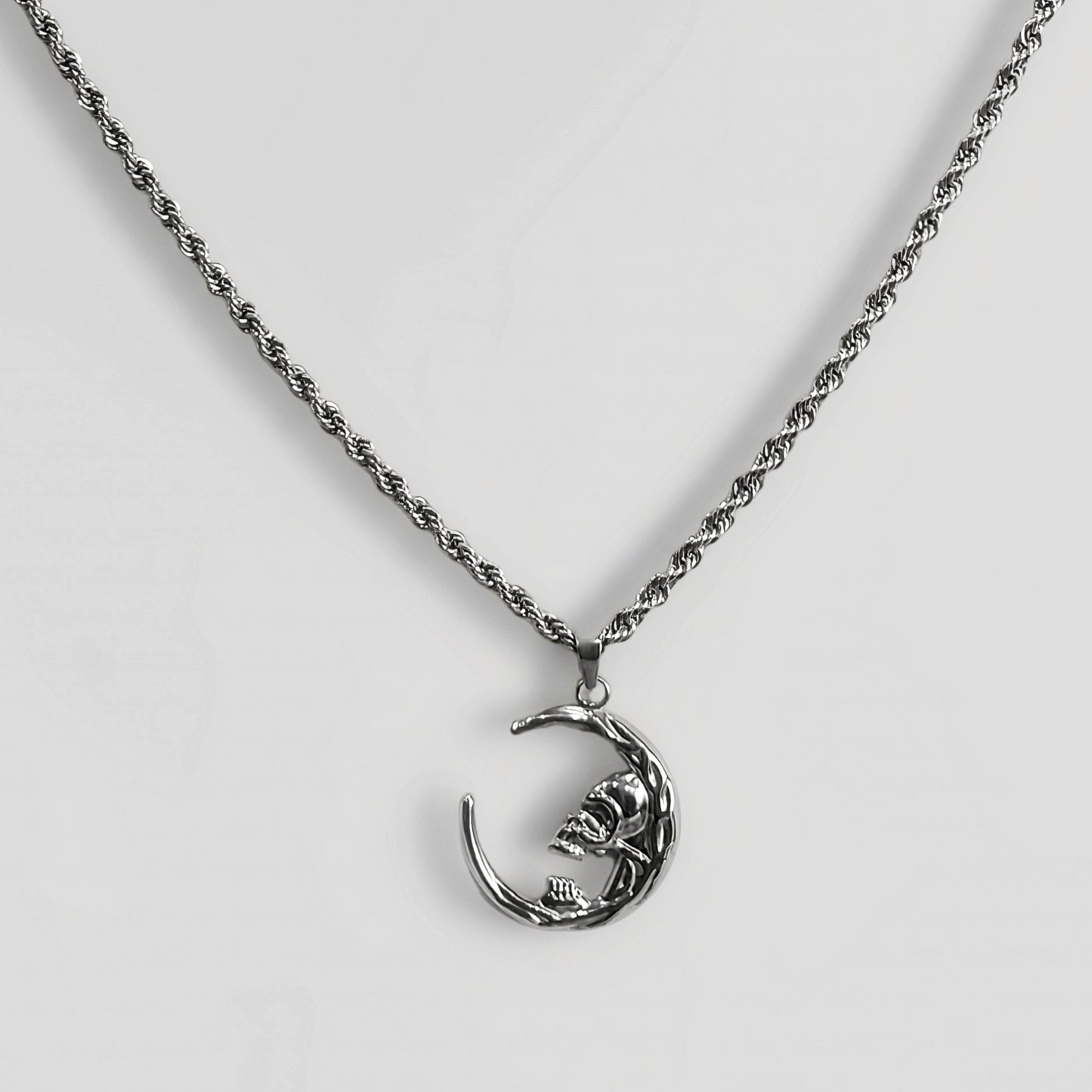 Skull Pendant