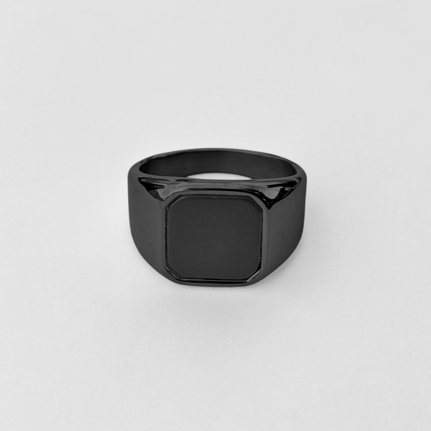 Square Signet Ring [Black] Tiara