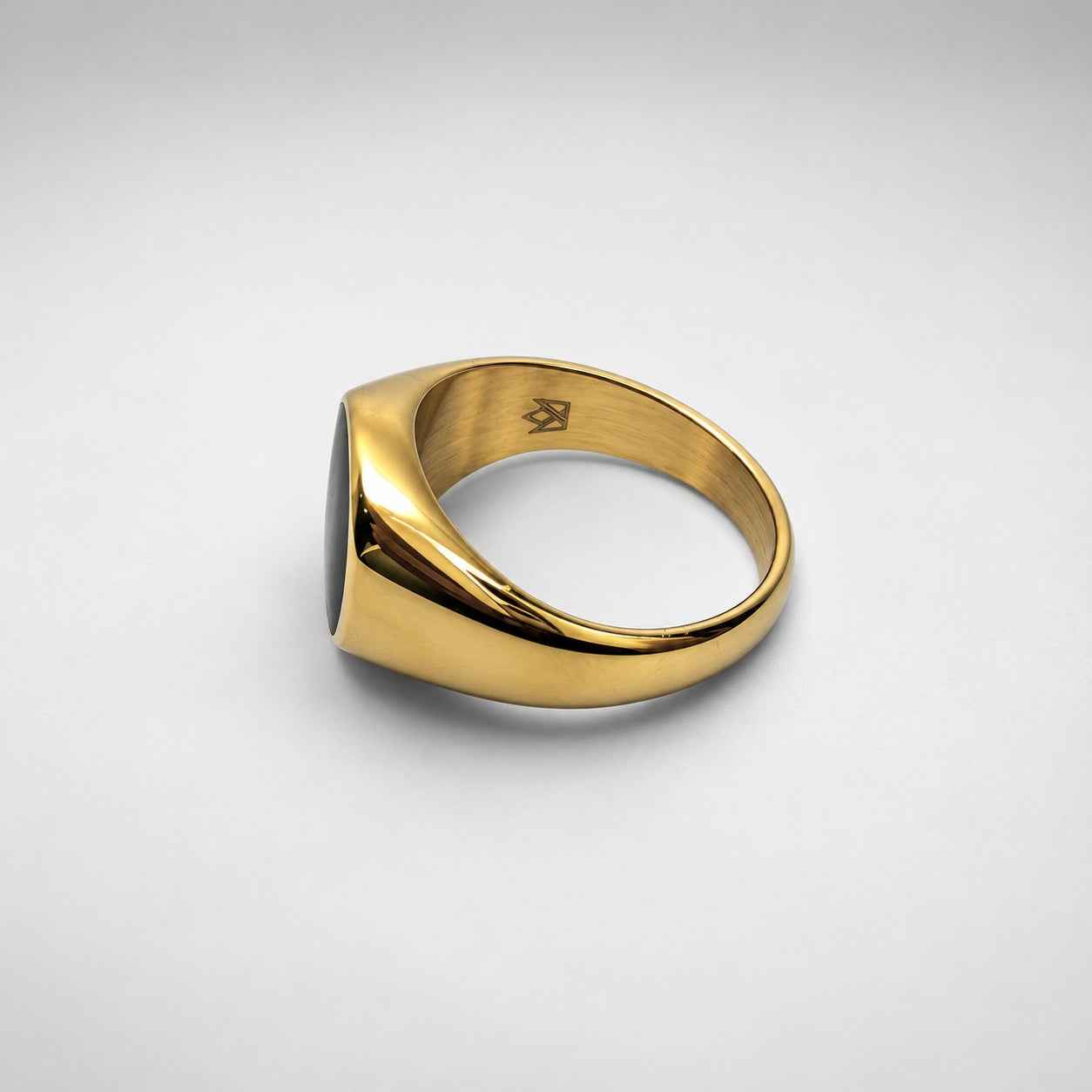 Noir Ring [Golden]