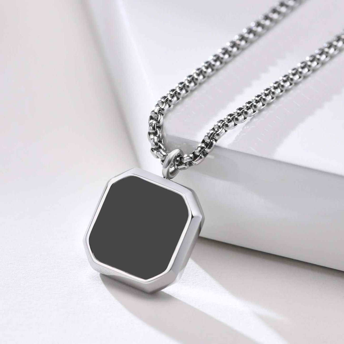 Square Onyx