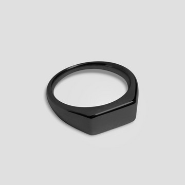 Black / 7